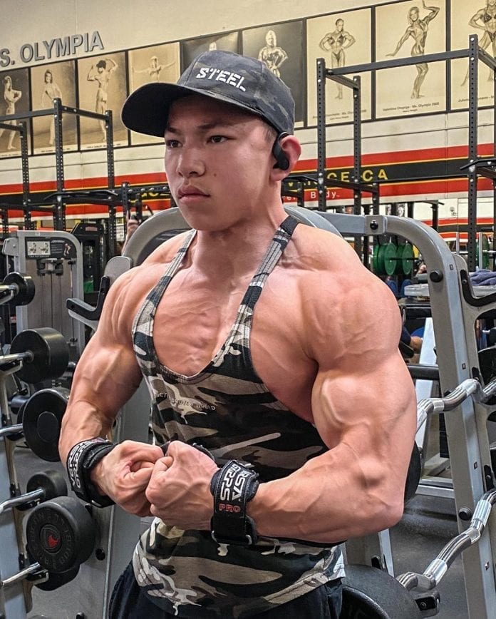 Tristyn Lee Tristyn Lee